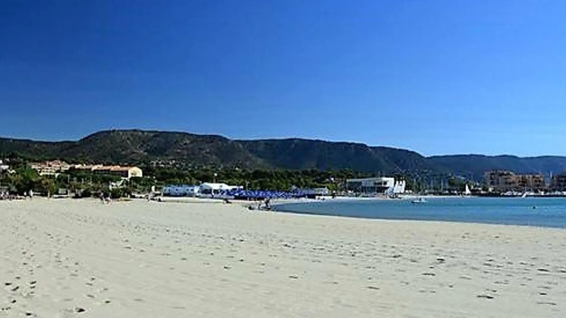 Apartment Appartement 2 Pieces Climatise Proche Plage A Bormes-Les-Mimosas - Fr-1-251-834